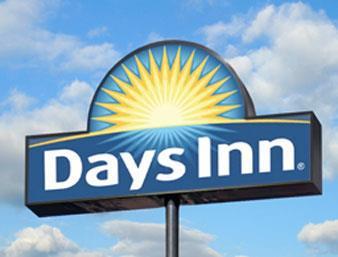 Days Inn By Wyndham Monroe Nc Екстер'єр фото